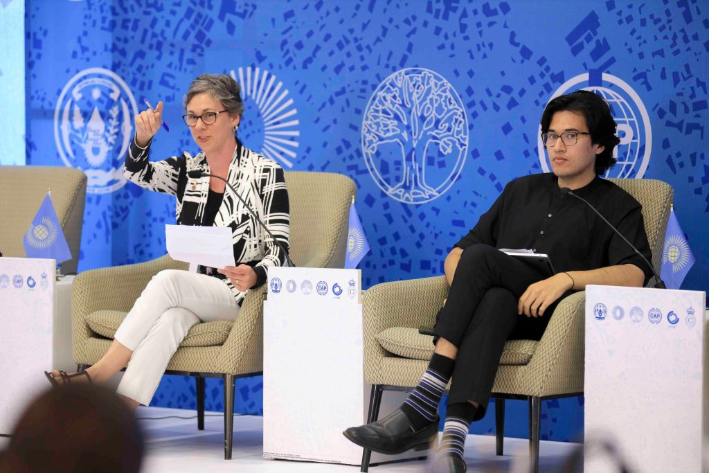 Ms Kelley Moore and Mr Shah Rukh